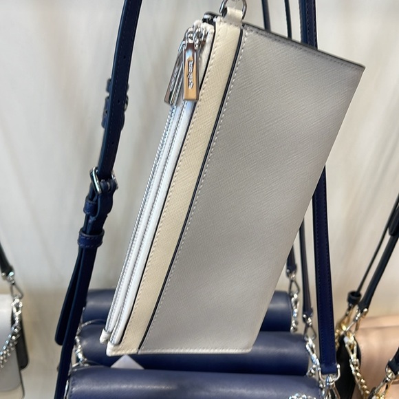 Kate Spade Madison Double Zip Wristlet Wallet Phone Case 
Platinum Grey Mult
NWT - Picture 7 of 16